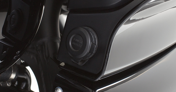 Kawasaki vulcan s dc power outlet hotsell