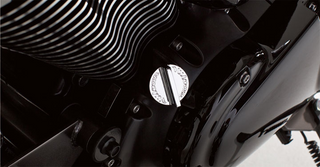 Kawasaki Vulcan 900 Classic/Custom Motorcycle Billet Oil Cap