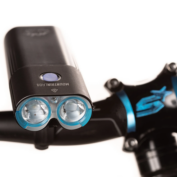 Mountain Lab x1800 Lumen Flashlight Kit
